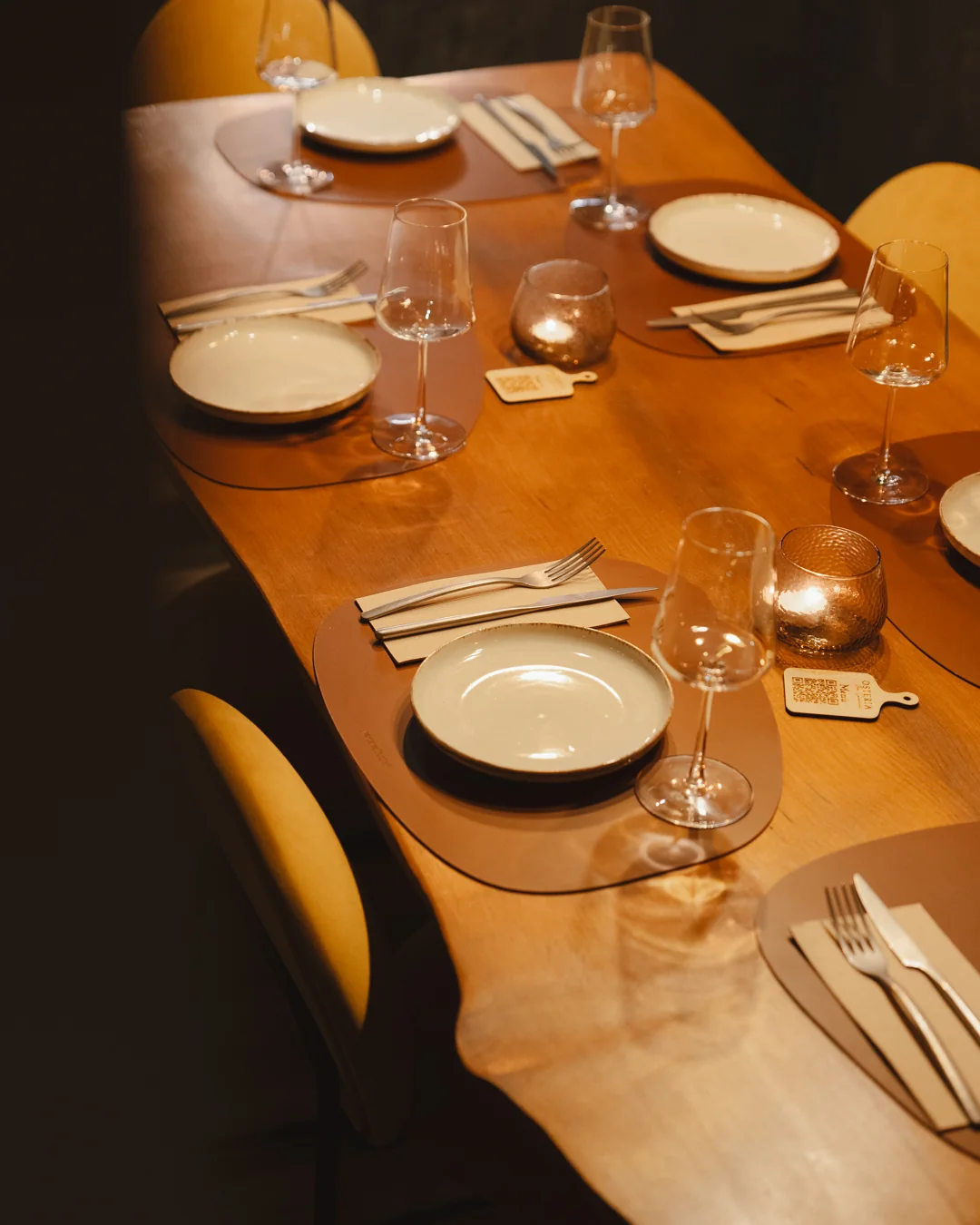 Mesa servida en Osteria da Gianni